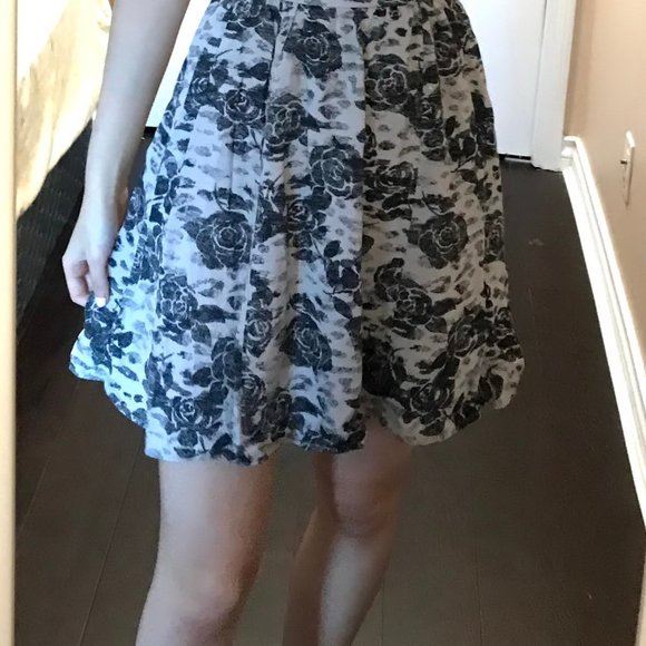 H&M Floral Dress - Picture 5 of 6